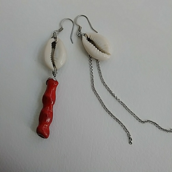 Coral and Cowrie Asymetrical  Shell Earring - Picture 1 of 8
